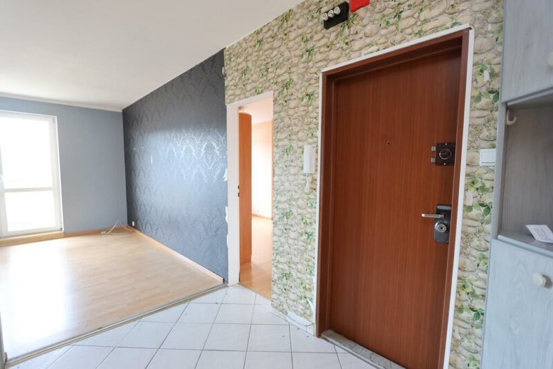 3 POKOJOWE MIESZKANIE Z BALKONEM