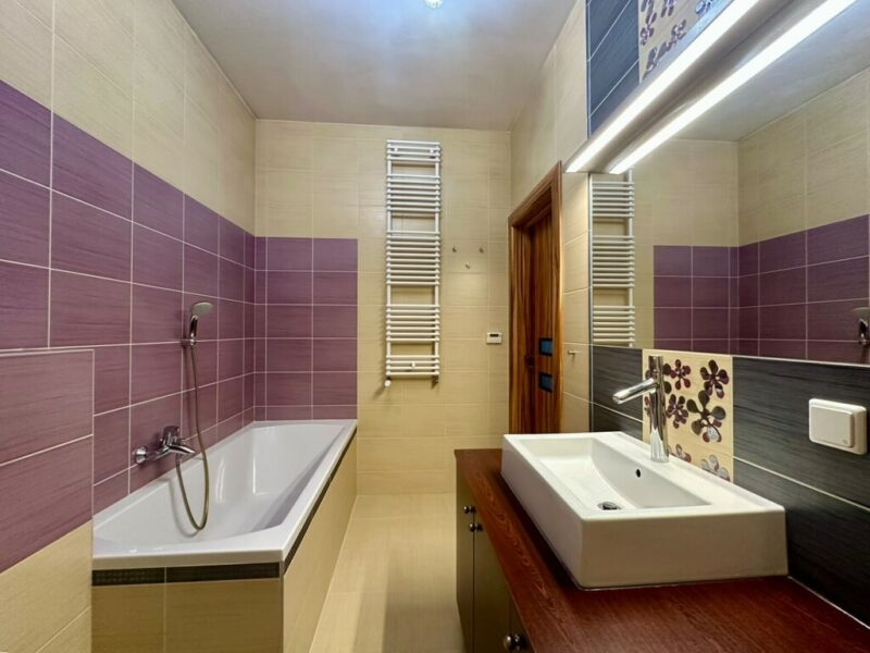 Barbakan Gumieńce 2 pok Balkon