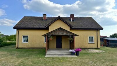 Okazja dla inwestora: Dom na kwatery i działka