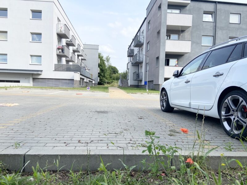 Kawalerka w Goleniowie z miejscem postojowym