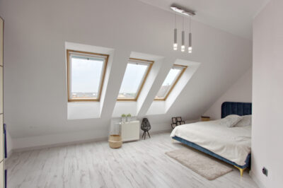 3 pokoje, balkon - oś. Majowe