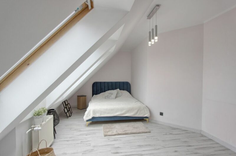 3 pokoje, balkon - oś. Majowe