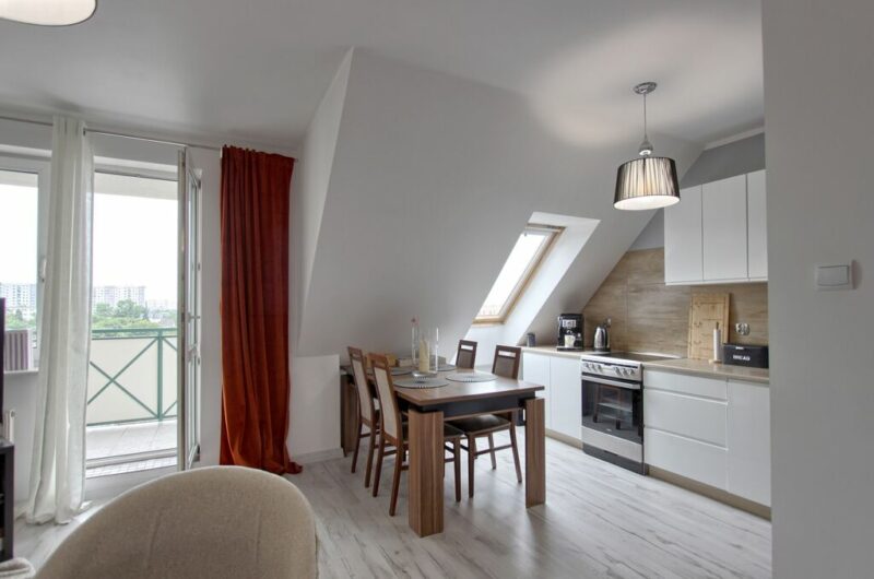 3 pokoje, balkon - oś. Majowe