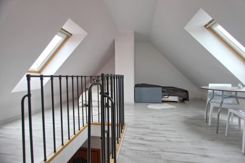 3 pokoje, balkon - oś. Majowe