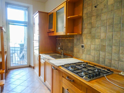 Centrum 4 pokojowe, 2 balkony, I p. 850000