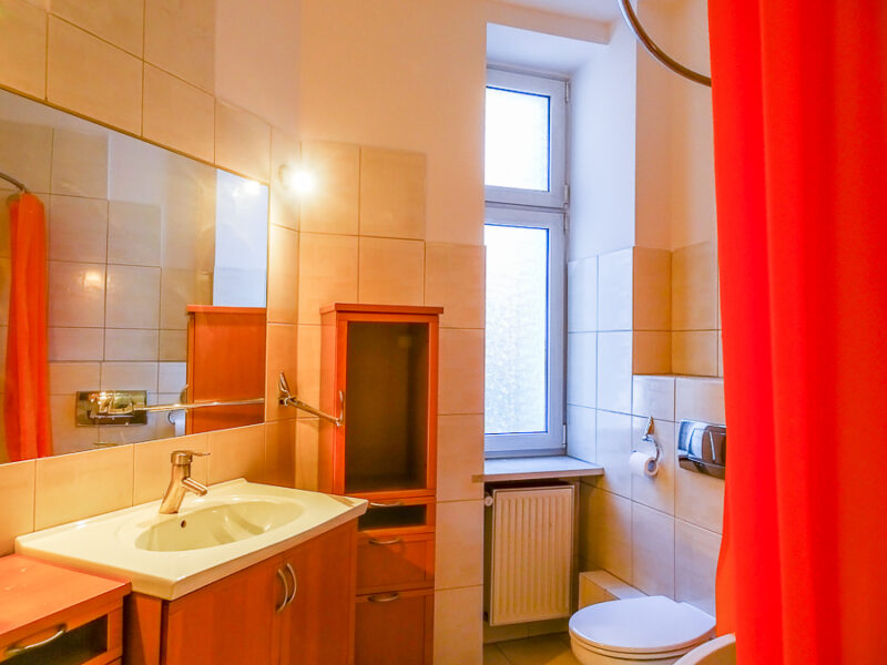 Centrum 4 pokojowe, 2 balkony, I p. 850000