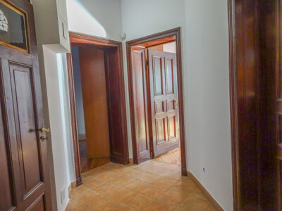 Centrum 4 pokojowe, 2 balkony, I p. 850000