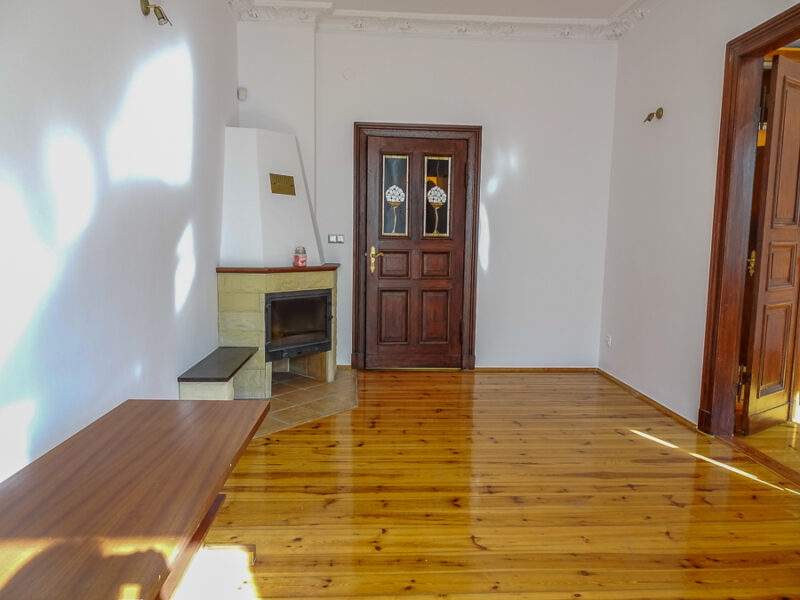 Centrum 4 pokojowe, 2 balkony 850000