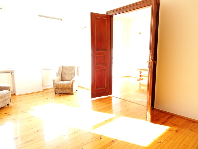 Centrum 4 pokojowe, 2 balkony 850000