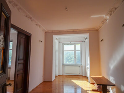 Centrum 4 pokojowe, 2 balkony 850000
