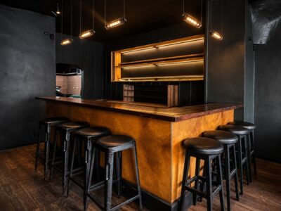 Lokal pod gastronomie lub usługi, parter.