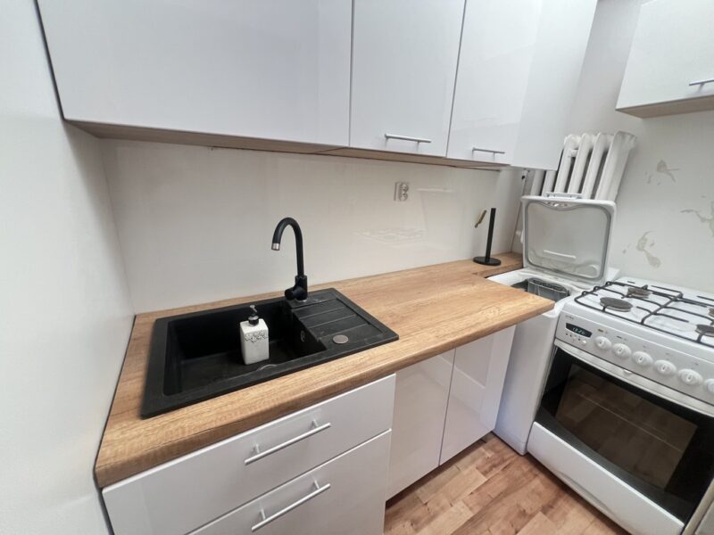 Kawalerka/wynajem/17,5m2/umeblowana