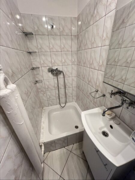 Kawalerka/wynajem/17,5m2/umeblowana