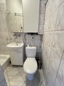 Kawalerka/wynajem/17,5m2/umeblowana