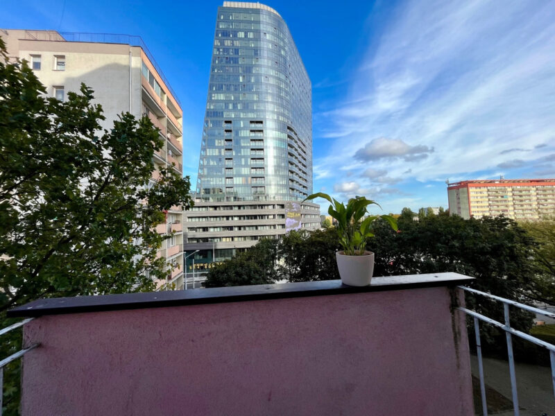 Mieszkanie 2-pok. z balkonem przy Hanza Tower!