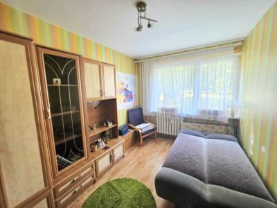 4 pok. na parterze - spół. własnośc. - nowe Police