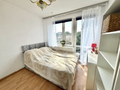 Centrum, 2 pokoje, balkon, piwnica
