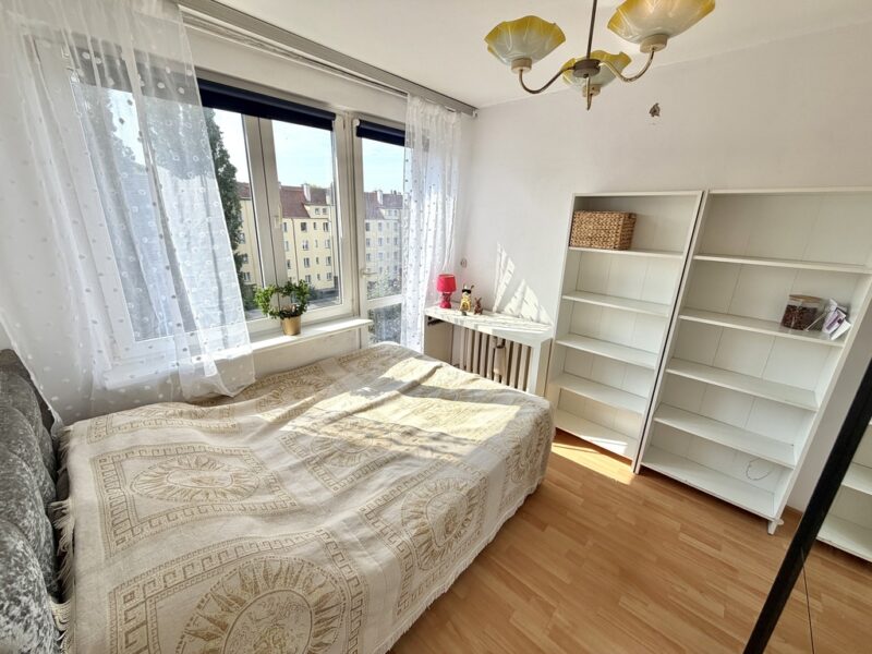 Centrum, 2 pokoje, balkon, piwnica