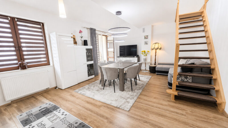 3-pokojowe+antresola, balkon, 2-stan.garaż, Bukowo