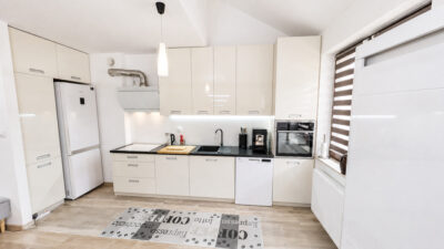 3-pokojowe+antresola, balkon, 2-stan.garaż, Bukowo