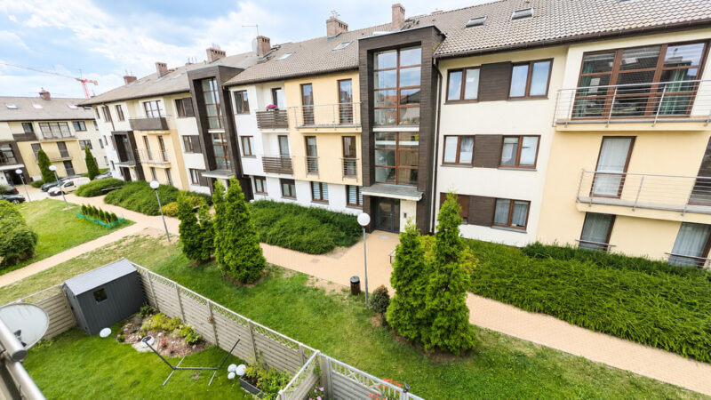 3-pokojowe+antresola, balkon, 2-stan.garaż, Bukowo