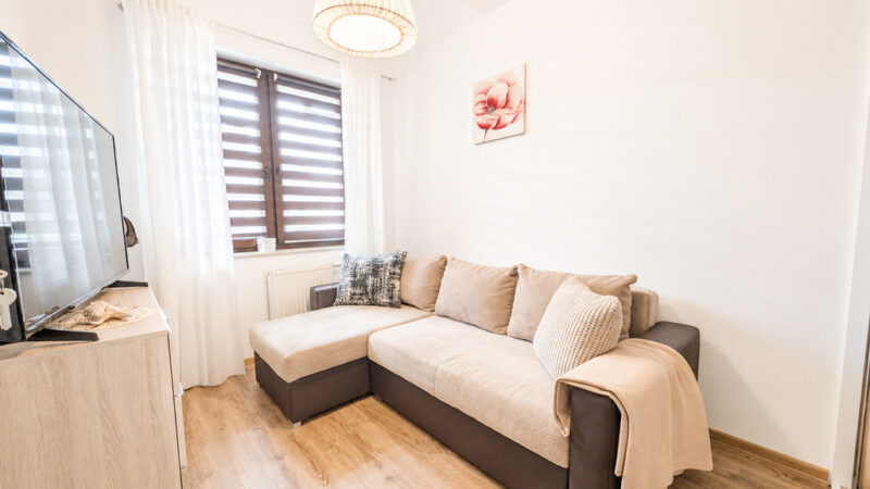 3-pokojowe+antresola, balkon, 2-stan.garaż, Bukowo
