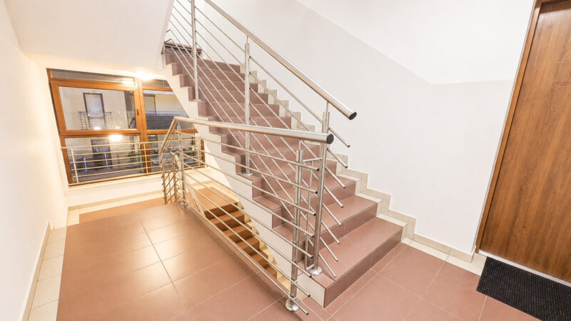 3-pokojowe+antresola, balkon, 2-stan.garaż, Bukowo