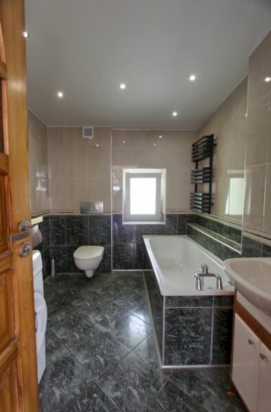 Centrum, przestronne 3 pokoje, 91,81 m2