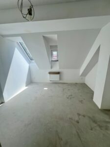Adaptacja poddasza 92,90 m2