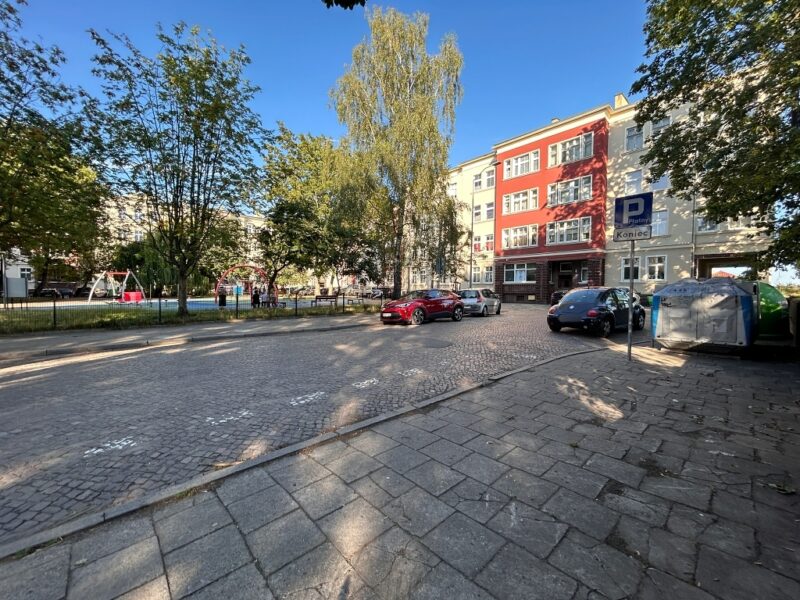 61 m² | 1 piętro | przy Bulwarach| parking