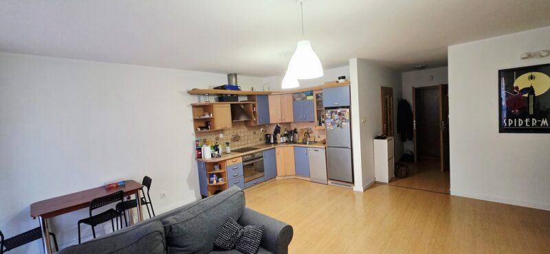 2 pok./balkon/apartamentowiec/ok. Urząd Miasta