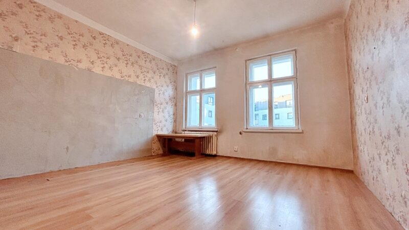 61 m² | 1 piętro | przy Bulwarach| parking