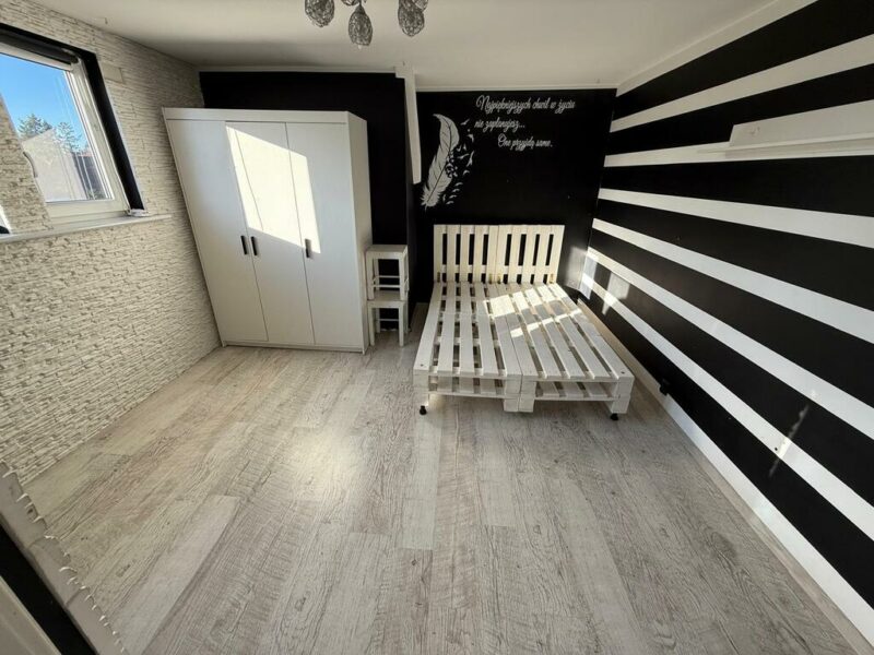 Duże mieszkanie 160 m² w domu, garaż, Pogodno
