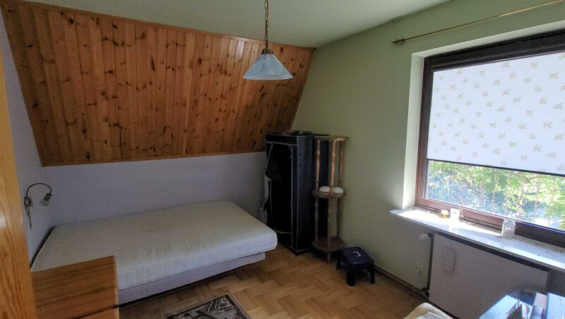 Dom wolnostojący z dużym ogrodem
