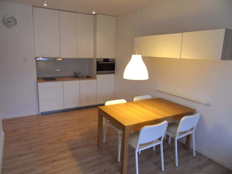 Ładne studio blisko Wałów Chrobrego 37m2