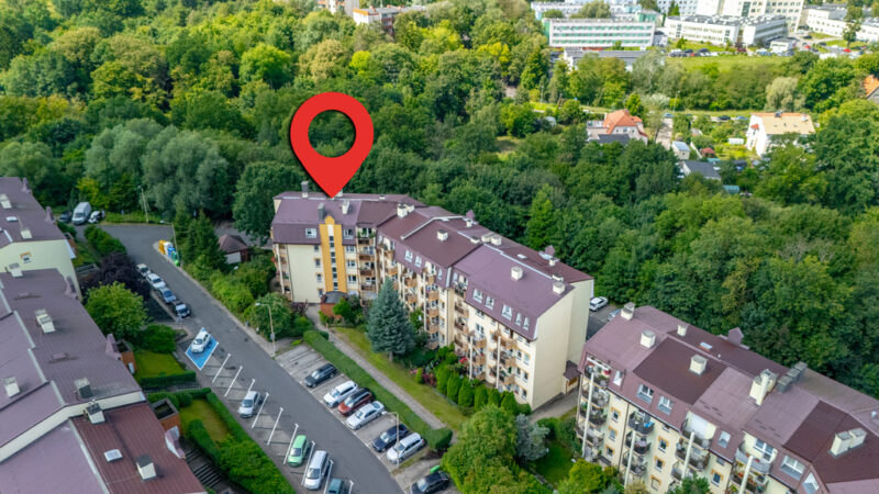 Balkon i ogródek! 57m2, duże 2 pokoje. Os. Bukowe!