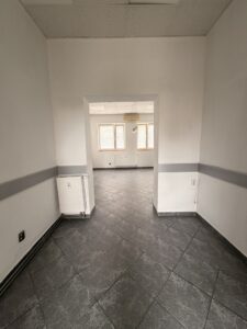 Lokal usługowy z wejściem z ulicy | Koralowa