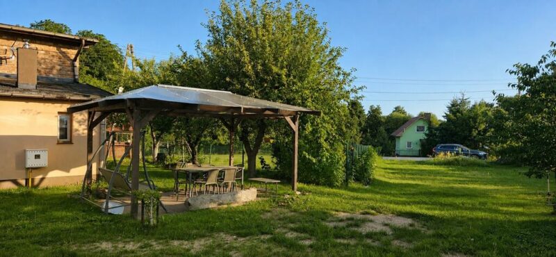 Dom z dużą działką w Marianowie – blisko Jeziora