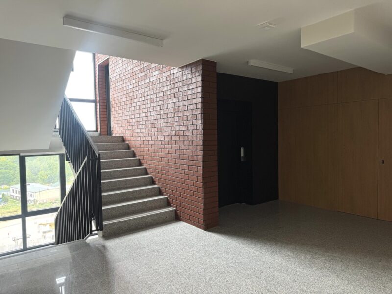 Apartament Na Sprzedaż | 60 m2 | 3 pok. | Taras