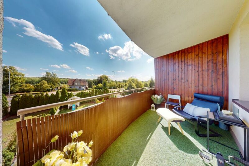 Piękne mieszkanie ze słonecznym balkonem