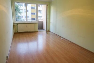 Śródmieście 2 pokoje, widna kuchnia, balkon