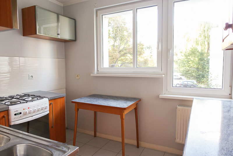 Śródmieście 2 pokoje, widna kuchnia, balkon