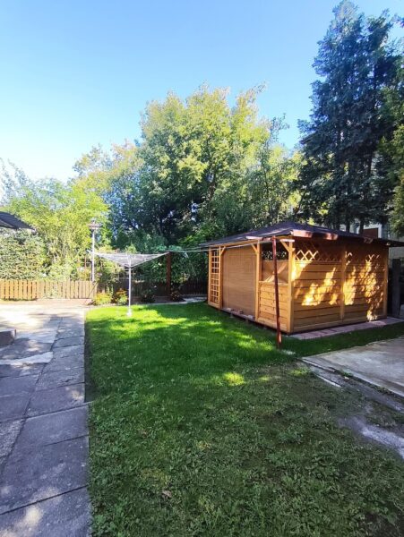 Spadają liście, spadają ceny-Parter w domu dwurodzinnym, garaż, ogród