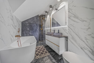 Tanowo wolnostojący dom 263m2 6 pokoi dz. 947m2