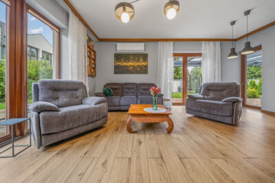 Tanowo wolnostojący dom 263m2 6 pokoi dz. 947m2