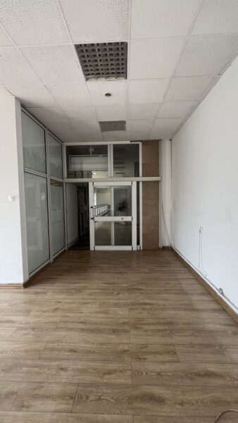 Do sprzedaży lokal ok. Bramy Portowej-145000zł.