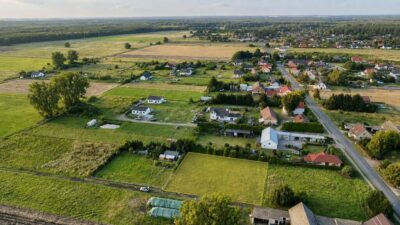 Działka 1661 m² w Rurzycy – warunki zabudowy, dom z garażem