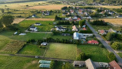 Działka 1661 m² w Rurzycy – warunki zabudowy, dom z garażem