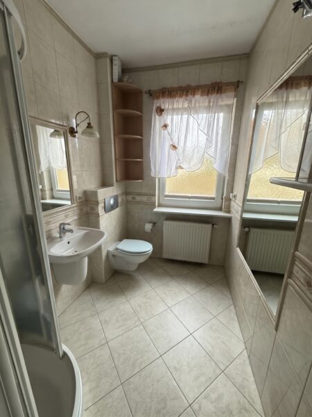 Duże mieszkanie 160 m² w domu, garaż, Pogodno