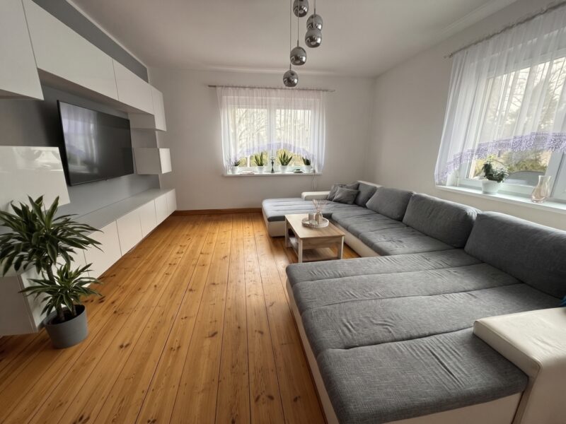Duże mieszkanie 160 m² w domu, garaż, Pogodno